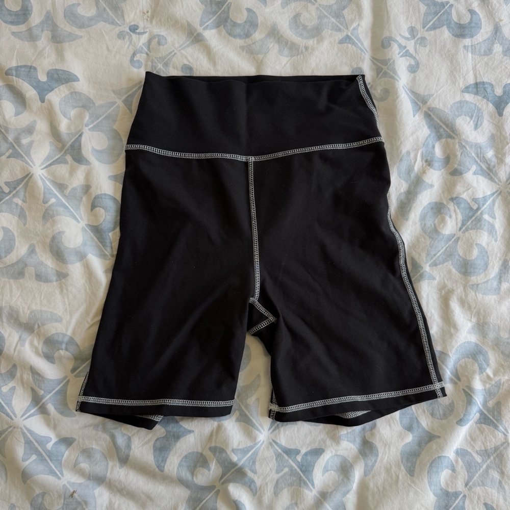weworewhat black biker shorts - Medium